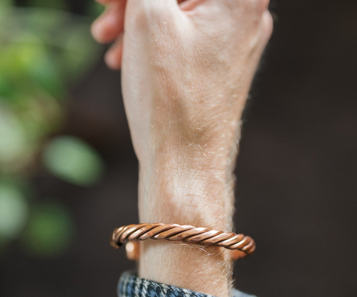 La pulsera de cobre: una tradición milenaria
