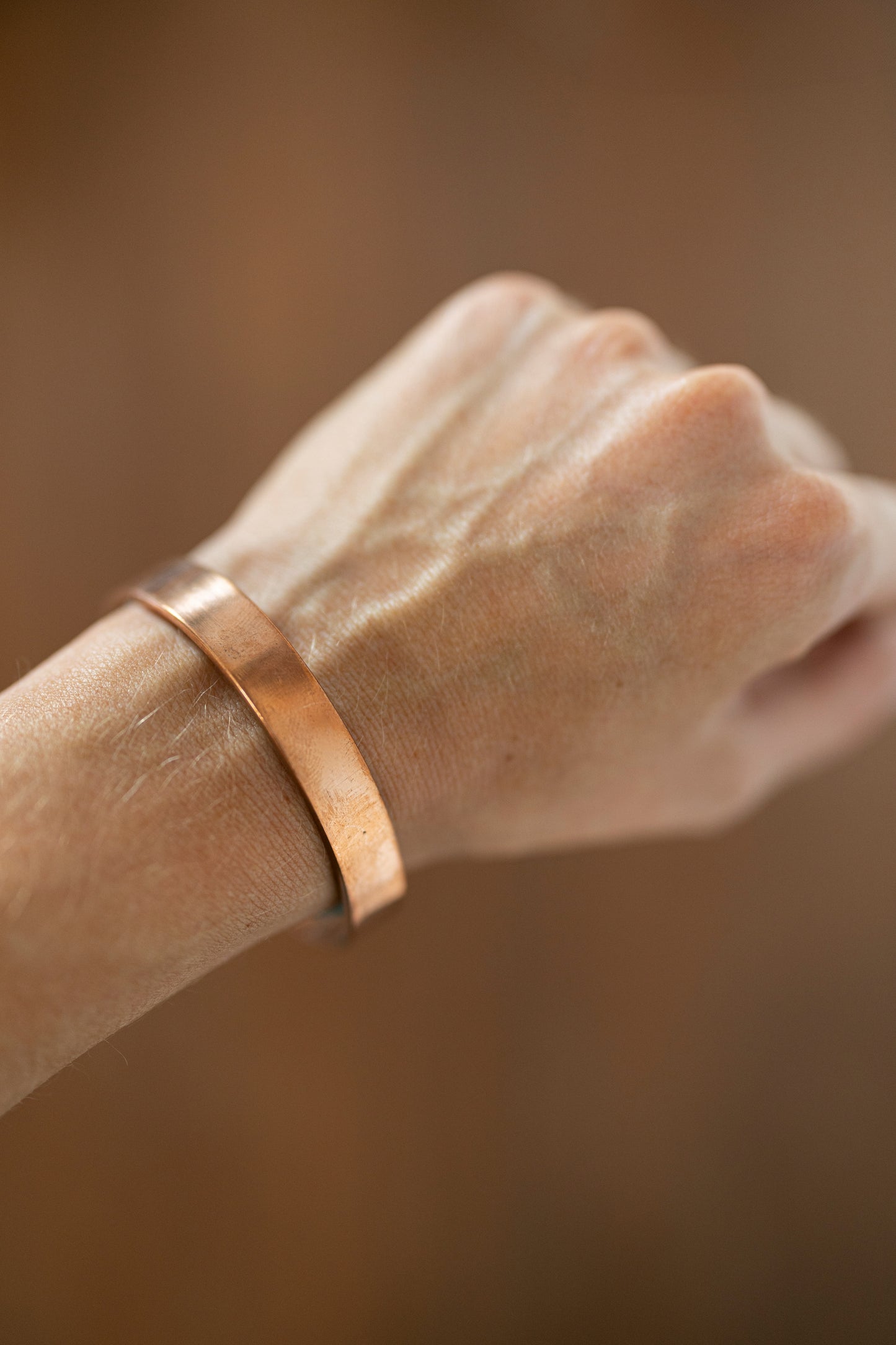 Kopero Premium Pulsera de Cobre Lisa, 100 % cobre puro, ajustada a la muñeca