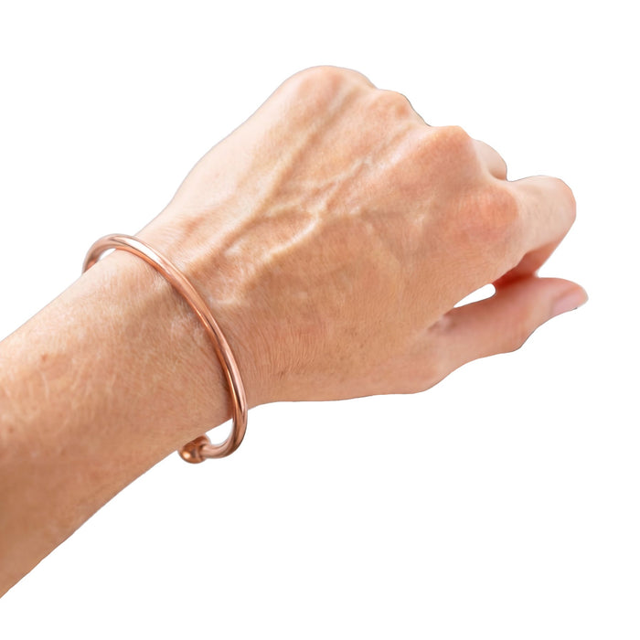 Pulsera de Cobre Kopero Redonda en la muñeca, brazalete de alambre redondo de cobre puro